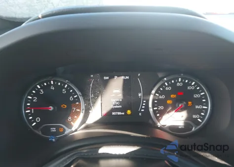 2020 Jeep Renegade Sport 4X4 z USA, uszkodzony, nr VIN ZACNJBAB9LPK98008